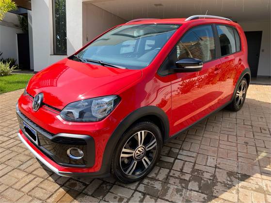 VOLKSWAGEN UP 1.0 170 TSI TOTAL FLEX XTREME 4P MANUAL